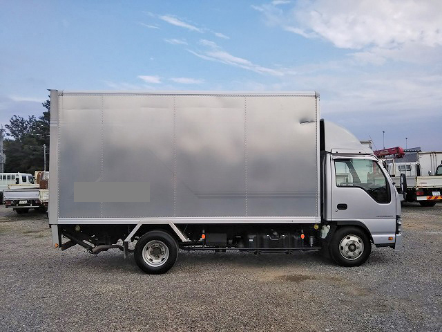 いすゞエルフアルミバン小型（2t・3t）[写真06]