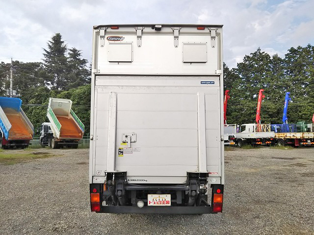 いすゞエルフアルミバン小型（2t・3t）[写真09]