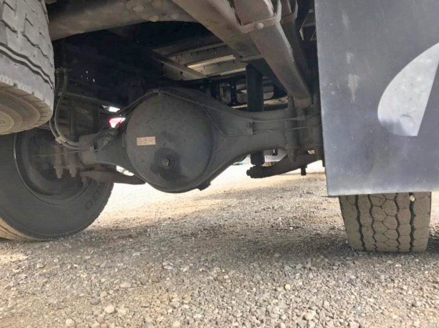 三菱ふそうファイターアルミウイング中型（4t）[写真23]