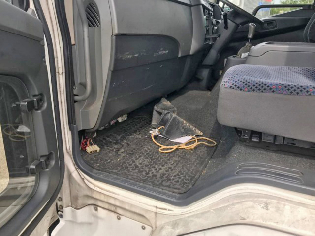 三菱ふそうファイターアルミウイング中型（4t）[写真30]