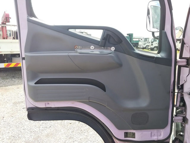 三菱ふそうキャンターパッカー車（塵芥車）小型（2t・3t）[写真28]