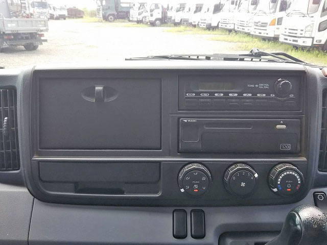 三菱ふそうキャンターパッカー車（塵芥車）小型（2t・3t）[写真37]