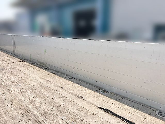 三菱ふそうスーパーグレートアルミブロック大型（10t）[写真11]