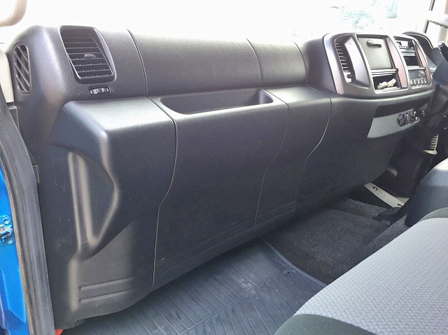 日野レンジャーアルミバン中型（4t）[写真27]