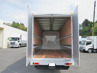 三菱ふそうキャンターアルミウイング小型（2t・3t）[写真10]