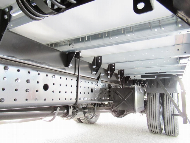 三菱ふそうキャンターアルミウイング小型（2t・3t）[写真18]