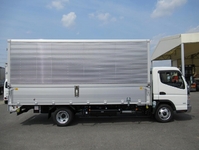 三菱ふそうキャンターアルミウイング小型（2t・3t）[写真05]