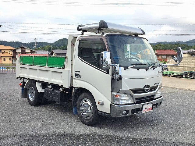 日野デュトロダンプ小型（2t・3t）[写真03]