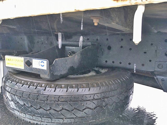 いすゞエルフ平ボディ小型（2t・3t）[写真11]