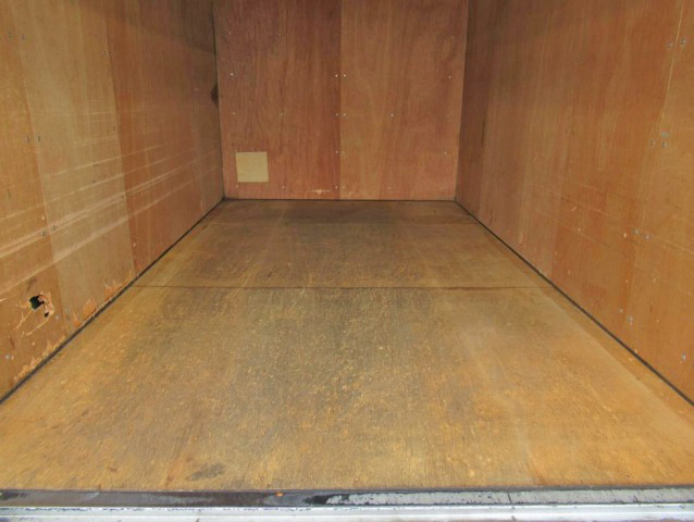 三菱ふそうキャンターアルミバン小型（2t・3t）[写真10]