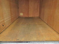 三菱ふそうキャンターアルミバン小型（2t・3t）[写真10]