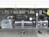 三菱ふそうキャンターアルミバン小型（2t・3t）[写真17]