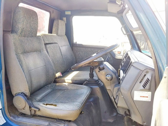 マツダタイタンダンプ・クレーン付小型（2t・3t）[写真31]