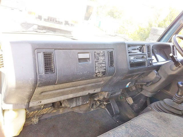 マツダタイタンダンプ・クレーン付小型（2t・3t）[写真33]