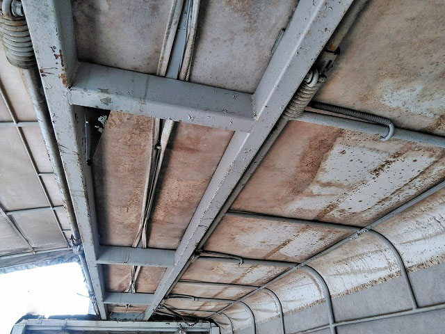 日野デュトロ幌ウイング小型（2t・3t）[写真10]