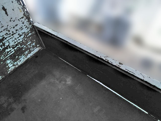 日野デュトロ幌ウイング小型（2t・3t）[写真13]