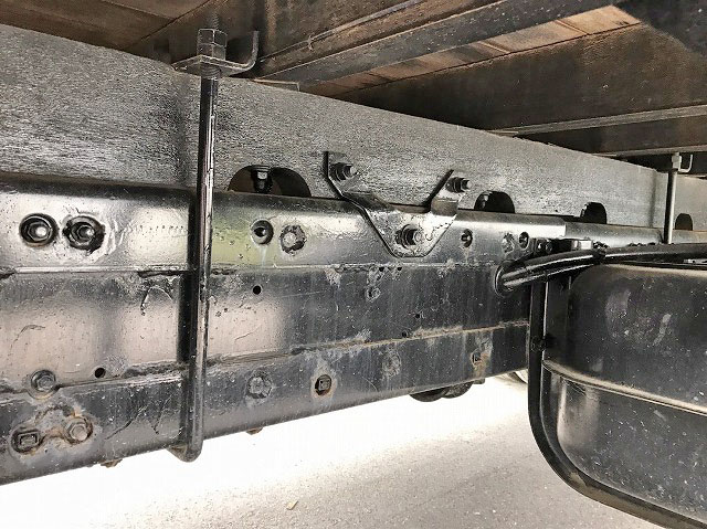 三菱ふそうファイターユニック4段増トン（6t・8t）[写真25]