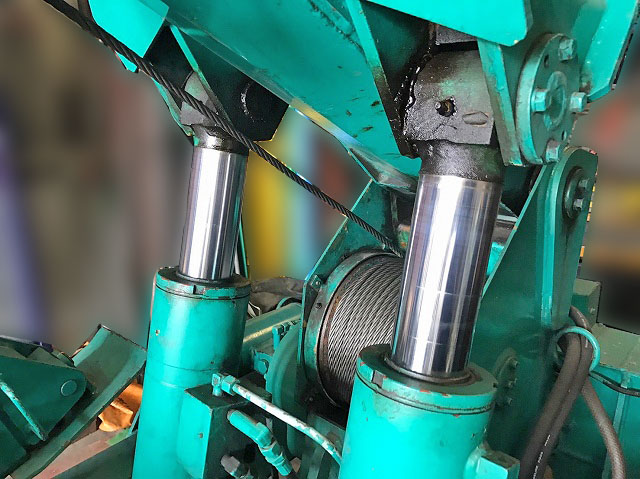 マエダカニクレーン（クローラークレーン）[写真12]