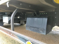 いすゞエルフ幌車小型（2t・3t）[写真12]