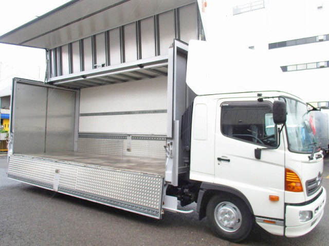 日野レンジャーアルミウイング中型（4t）[写真05]