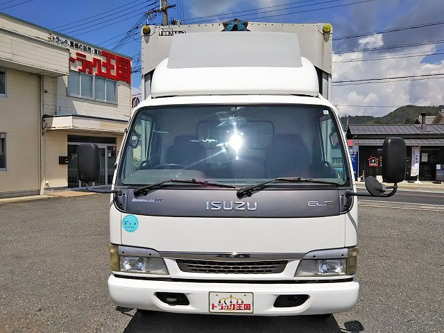 いすゞエルフアルミウイング小型（2t・3t）[写真09]