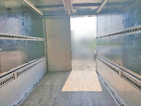 三菱ふそうスーパーグレートアルミウイング大型（10t）[写真12]