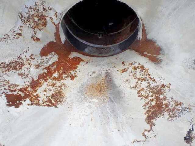 いすゞフォワードミキサー車（コンクリートミキサー）増トン（6t・8t）[写真11]