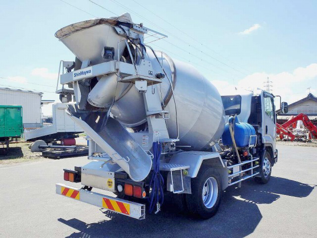 いすゞフォワードミキサー車（コンクリートミキサー）増トン（6t・8t）[写真02]