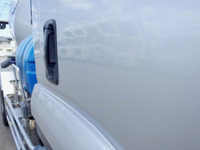 いすゞフォワードミキサー車（コンクリートミキサー）増トン（6t・8t）[写真24]