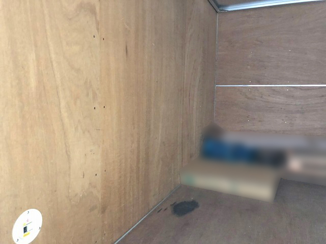 いすゞエルフアルミバン小型（2t・3t）[写真08]