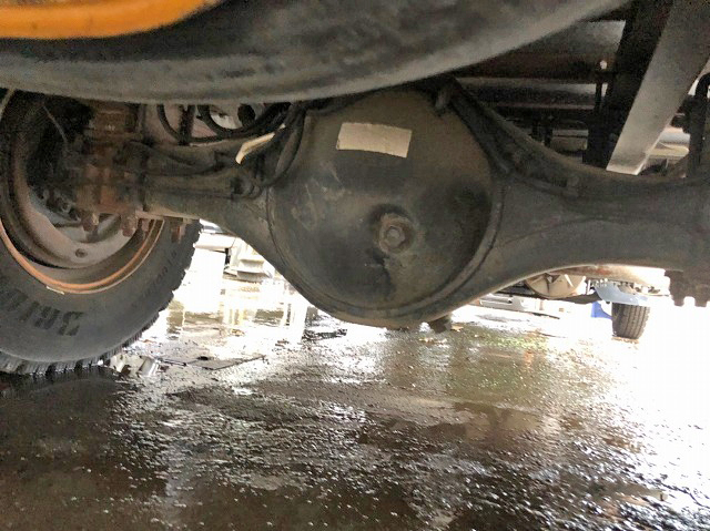 いすゞフォワードアルミバン中型（4t）[写真15]