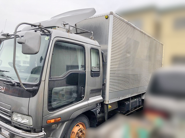 いすゞフォワードアルミバン中型（4t）[写真06]