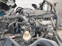 三菱ふそうキャンターアルミバン小型（2t・3t）[写真26]