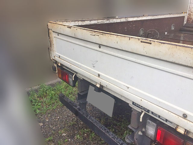 いすゞエルフ平ボディ小型（2t・3t）[写真07]