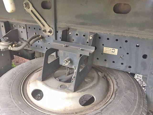 いすゞエルフ平ボディ小型（2t・3t）[写真09]