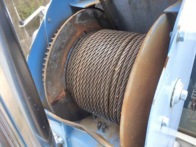 いすゞフォワードセルフクレーン3段中型（4t）[写真10]