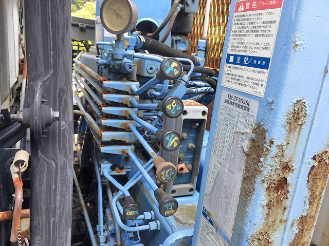 いすゞフォワードセルフクレーン3段中型（4t）[写真14]