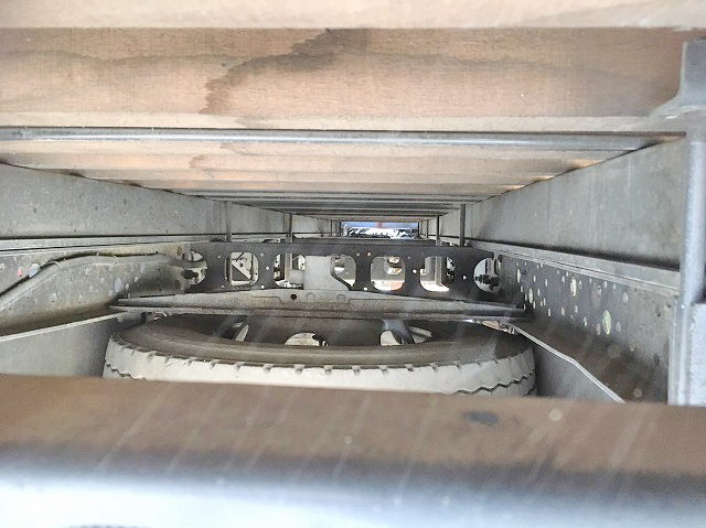 いすゞフォワードセルフクレーン3段中型（4t）[写真21]