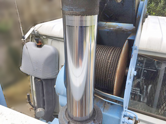 いすゞフォワードセルフクレーン3段中型（4t）[写真09]