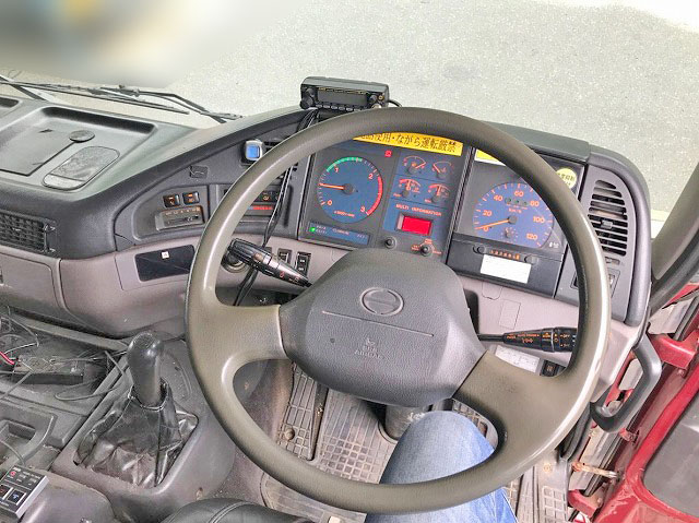 日野プロフィアダンプ大型（10t）[写真16]