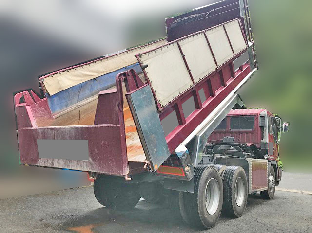 日野プロフィアダンプ大型（10t）[写真03]