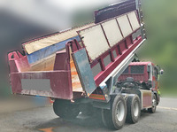 日野プロフィアダンプ大型（10t）[写真03]