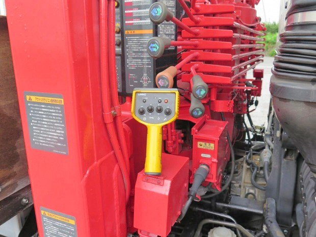 いすゞフォワードセルフクレーン4段増トン（6t・8t）[写真19]