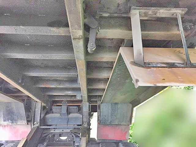 UDトラックスクオンダンプ大型（10t）[写真11]