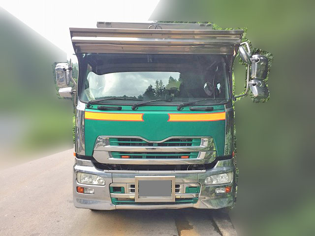 UDトラックスクオンダンプ大型（10t）[写真04]