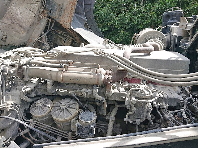 日野プロフィアトレーラーヘッド（トラクターヘッド）大型（10t）[写真36]