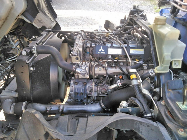 三菱ふそうキャンタークレーン4段小型（2t・3t）[写真25]