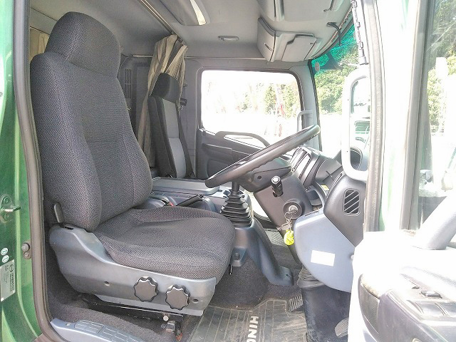 日野レンジャークレーン3段増トン（6t・8t）[写真33]