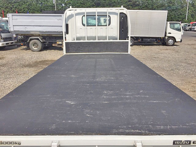 いすゞエルフ平ボディ小型（2t・3t）[写真14]