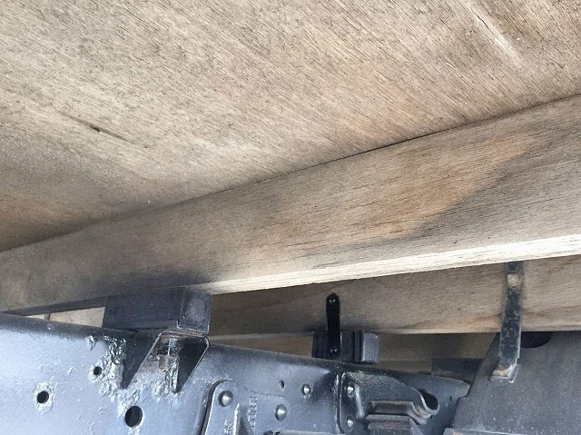 いすゞエルフ平ボディ小型（2t・3t）[写真22]